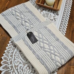 Rag & Bone NY Cable Knit Scarf 100% Wool Ivory Gray